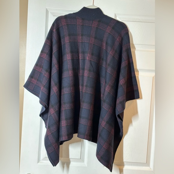 Theory Florencia Burgundy Plaid Wool Poncho Cape Turtleneck - Picture 5 of 13
